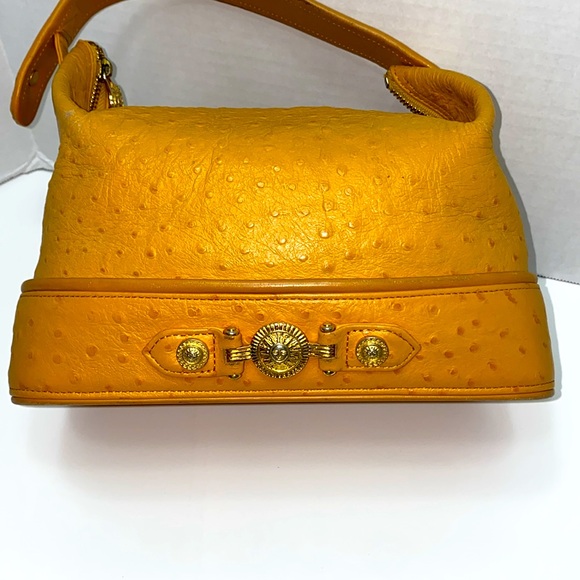 Gianni Versace Ostrich Sunburst Vintage Sunburst Vanity Bag excellent condition - Picture 6 of 11